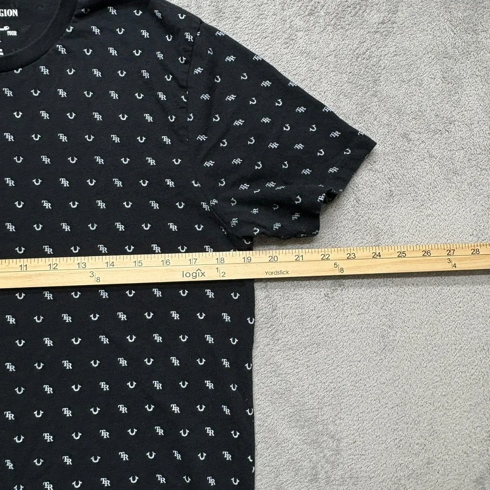 True Religion All Over Print T Shirt Mens Small Black‎ Short Sleeve Crew